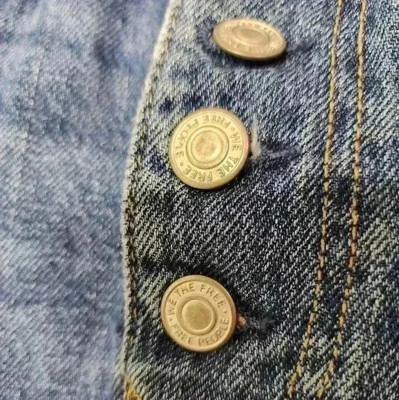 We the Free People Denim Button Fly Skirt Womens Sz 27 Distressed A Line Raw Hem - Picture 4 of 4